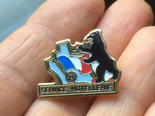 Pin service hotellerie - pin's,