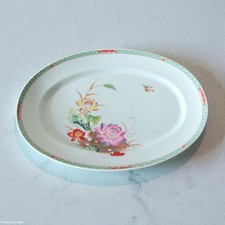 Limoges Raynaud. Grand plat ovale en porcelaine modèle Bri-Jit-Sou
