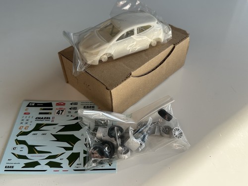 Kit neuf renault clio - 1/43, r3