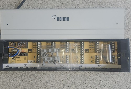 Boitier connexion rehau - de,
