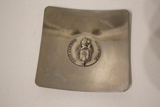 Coupelle ou cendrier avec pucelle gendarmerie nationale Métal