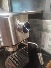 cafetière expresso krups inox - compatible café moulu et dosette. Très bon état.