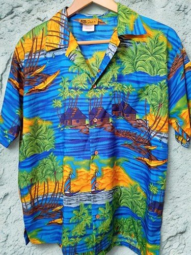 Nwt gear men hawaiian - in, men's