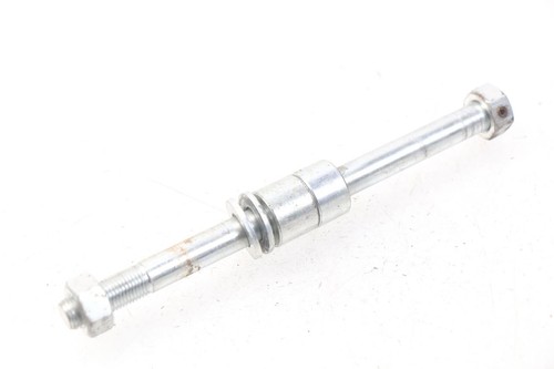 Axe roue arriere derbi - axe,