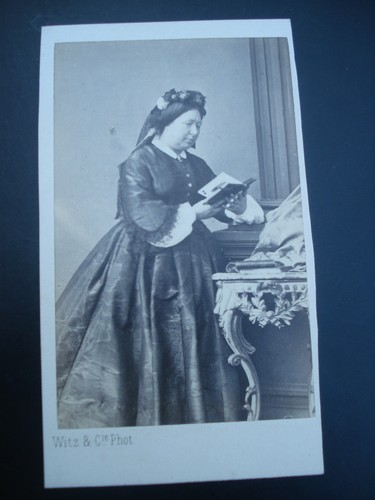 Cdv femme robe crinoline - ,