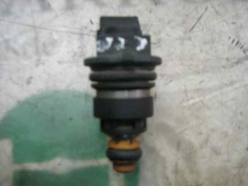 Injecteur 6776515 pour - /,