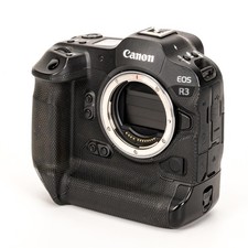 Canon EOS R3 environ 3 000