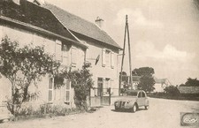 CARTE POSTALE BUREAU DE TABAC VOITURE DEUX CHEVAUX BRETIGNY COTE D'OR