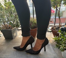 Gorgeous and Trendy Dior pumps 37