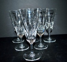 BACCARAT Lot 6 verres flûte champagne en cristal taillé Modèle Carcassonne 1960
