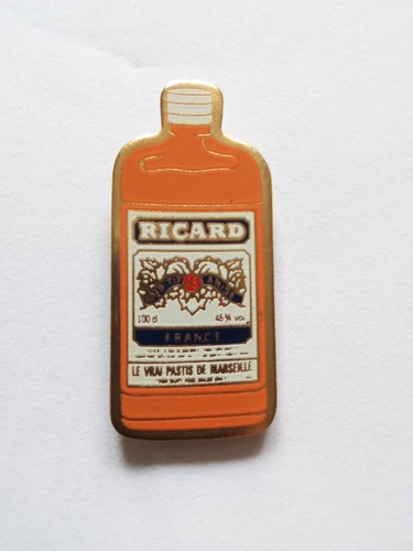 Pin ricard grosse bouteille - pin's,