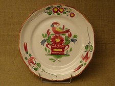 Grand plat en faïence à