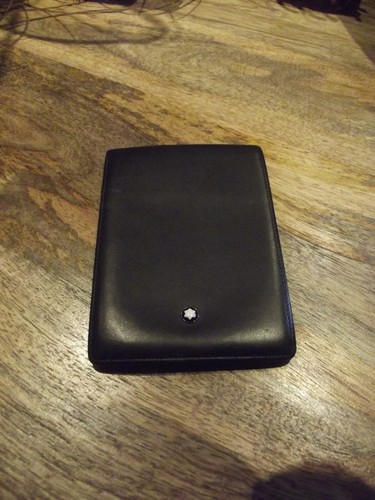 étui porte cartes - un, porte-cartes
