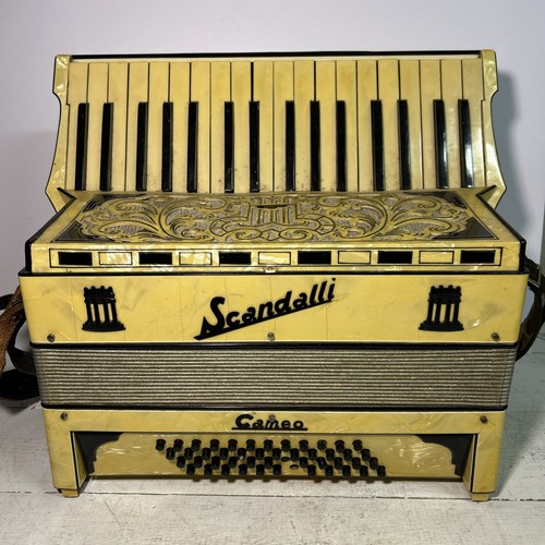 Vintage scandalli cameo piano - vintage,