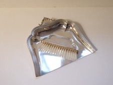 Ramasse Miettes en métal