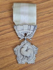 DÉCORATION INSIGNE MEDAILLE