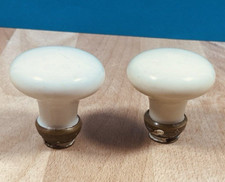 Anciennes poignées bouton de