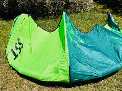 Kitesurfing kite slingshot sst - kite,
