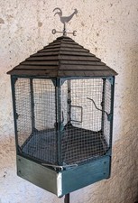 Ancienne grande volière cage