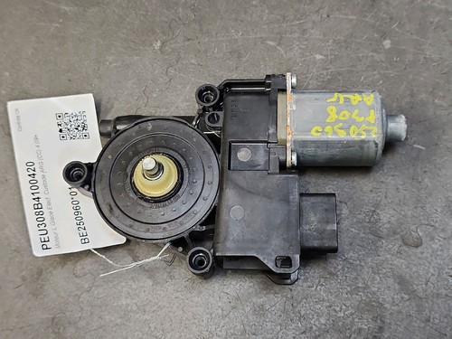 Moteur lève vitre custode