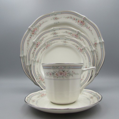 Noritake fine china rothschild - china,