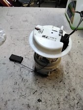 puits de jauge à carburants /