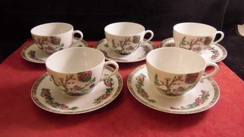 Service tasses et sous - tasses,