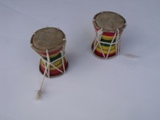 djembé rasta neuf idéal enfants ou adultes fonctionne très bien lot de DEUX / 2