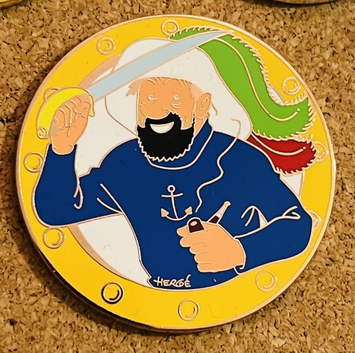 Pin tintin capitaine - bd,