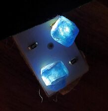 Lot de 2. Saphir bleu brut de Madagascar. 6,5 carats. Corindon bleu non chauffé.