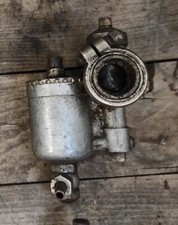 carburateur gurtner R17D cuve a droite moto  collection 125 alcyon ydral aubier