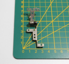 Asus U36S - Charniere d'ecran gauche / Left screen hinge - 13GN1810M050-1