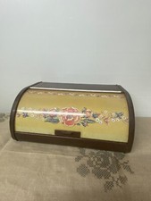 Boîte à pain en métal