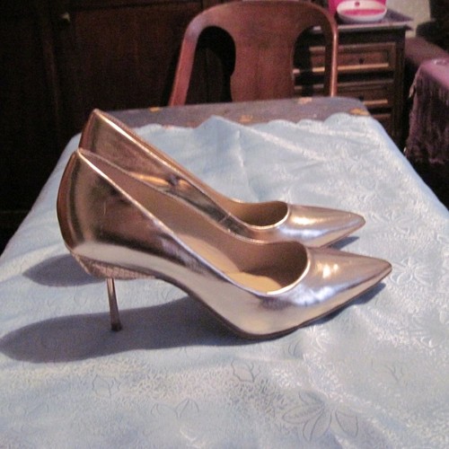 Escarpins neufs cuir - neufs,