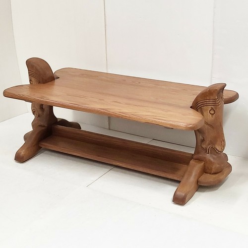 Table basse aux chevaux - aux,