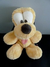 L9- DOUDOU PELUCHE PLUTO LE CHIEN  DISNEY COLLIER VERT LANGUE ROSE 26CMS - TTBE