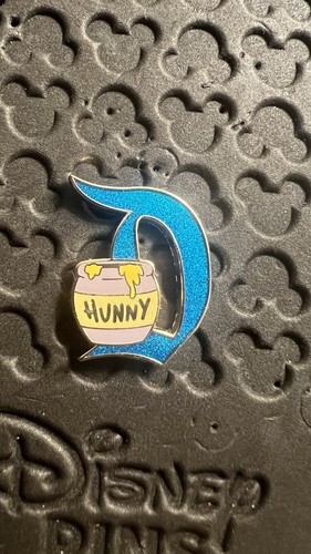 Disney pin winnie the - disney,