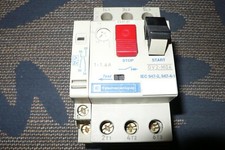 DISJONCTEUR MOTEUR TRIPHASE