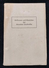 UNIFORMES et INSIGNES des