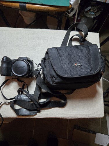 Fujifilm finepix s2000hd - finepix,