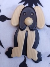 Léa Stein broche chien assis Non Signée 