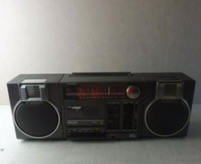 Ancienne Boombox / Sound