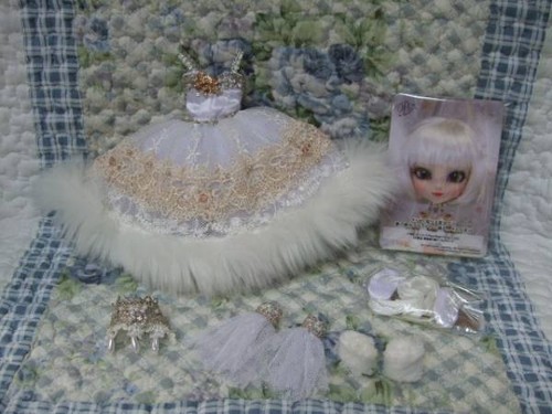 Hair accessory and tights - of,