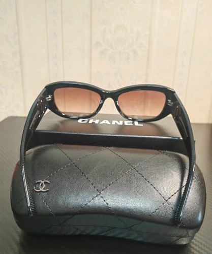 Authentic chanel rectangular - authentic,