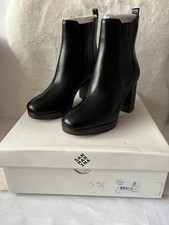 Bottines noires en cuir san