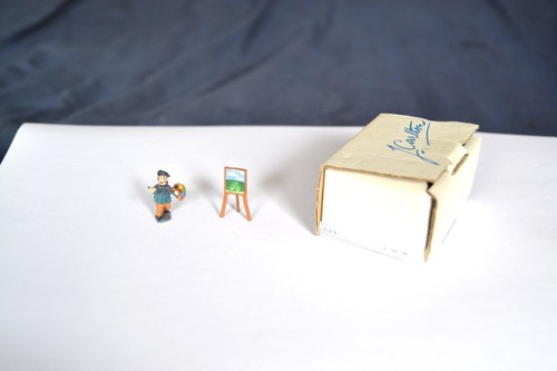 Figurine mignature carlton - figurine, j