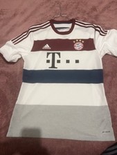 BAYERN MÜNCHEN 2014 2015 HOME