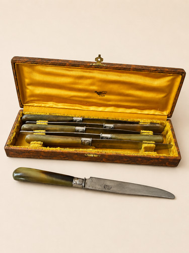 Coffret couteaux anciens - 6,