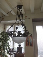 Ancien lustre  en fer forgé