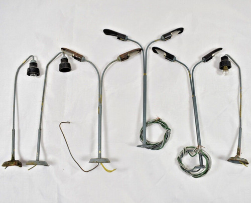 Anciens lampadaires metal - anciens, en